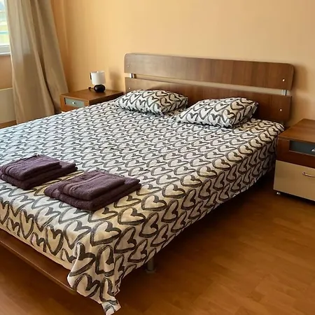 Lovely Spacious 3br Just Outside Of Centre Appartement Sofia